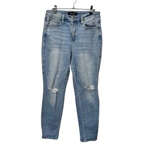 Judy Blue Light Blue Cropped Jeans